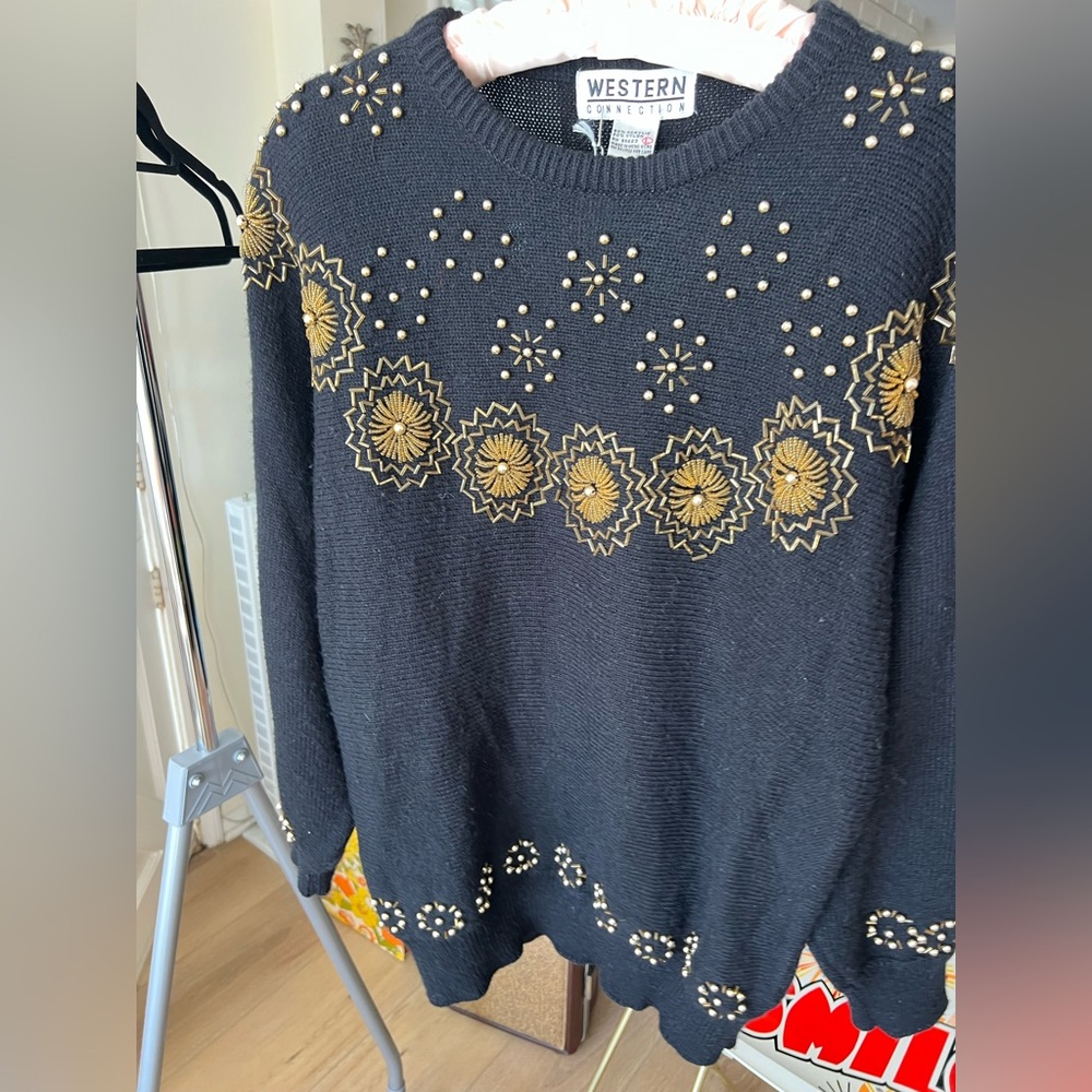 Vintage (90s) Western Connecticut black with gold embellishment sweater - size L